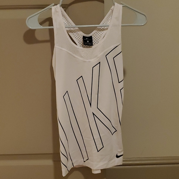 Nike Pro Hypercool Racerback Explode Logo Tank - Picture 3 of 4